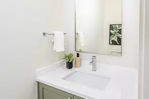 8321 25th Ave NW, Seattle, WA 98117 - Photo 12