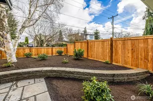 8321 25th Ave NW, Seattle, WA 98117 - Photo 28