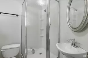 6572 123rd Ave SE, Bellevue, WA 98006 - Photo 16