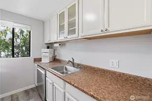 1812 SW 318th Pl, Federal Way, WA 98023 - Photo 10