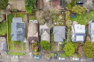 341 NE 51st St, Seattle, WA 98105 - Photo 28