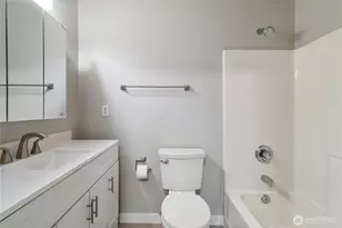 122 S Baker St, Mount Vernon, WA 98273 - Photo 10