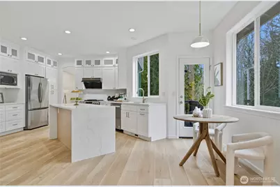 4466 162nd Court SE, Bellevue, WA 98006 - Photo 8