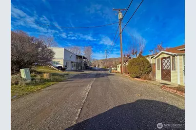 1111 Tbd Seaton Street, Grand Coulee, WA 99133 - Photo 4