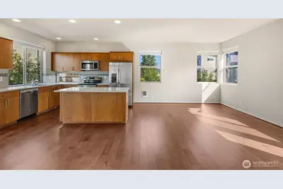 315 Chelan Avenue NE, Renton, WA 98059 - Photo 10