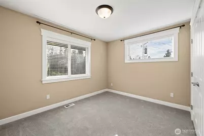 16308 Simonds Road NE, Kenmore, WA 98028 - Photo 36