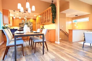 2004 SW 117th Pl, Burien, WA 98146 - Photo 8