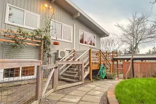 2004 SW 117th Pl, Burien, WA 98146 - Photo 20