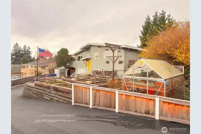 2004 SW 117th Place, Burien, WA 98146 - Photo 4