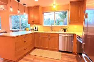 2004 SW 117th Pl, Burien, WA 98146 - Photo 14