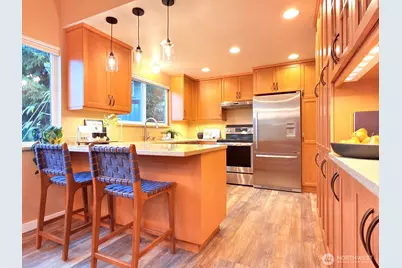 2004 SW 117th Place, Burien, WA 98146 - Photo 10