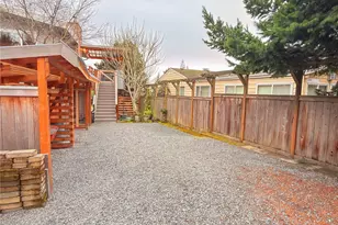 2004 SW 117th Pl, Burien, WA 98146 - Photo 38