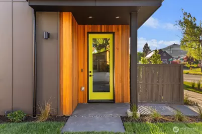 3307 S Hanford Street, Seattle, WA 98144 - Photo 2
