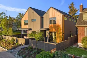 3204 33rd Ave S, Seattle, WA 98144 - Photo 1