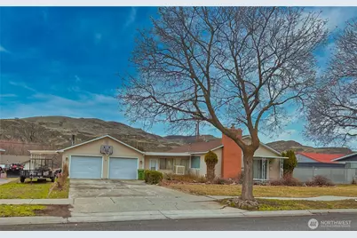 804 Central Drive, Coulee Dam, WA 99116 - Photo 1