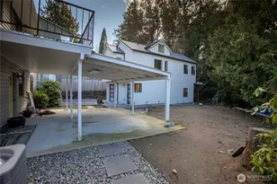 9359 Forest Ct SW, Seattle, WA 98136 - Photo 4