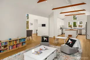 9581 NE Sigrids Ct, Bainbridge Island, WA 98110 - Photo 12