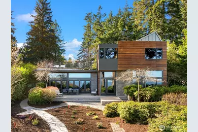 7268 Madrona Drive NE, Bainbridge Island, WA 98110 - Photo 4