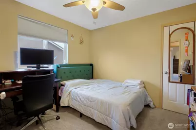 16566 Rainier View Drive SE, Yelm, WA 98597 - Photo 14