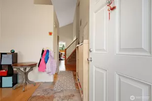 16566 Rainier View Dr SE, Yelm, WA 98597 - Photo 2