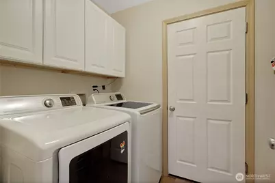 16566 Rainier View Drive SE, Yelm, WA 98597 - Photo 12