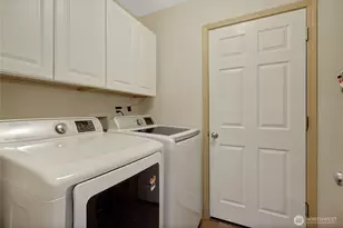 16566 Rainier View Dr SE, Yelm, WA 98597 - Photo 12