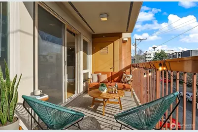 500 5th Ave W #303, Seattle, WA 98119 - Photo 16
