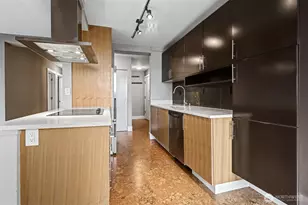 500 5th Ave W, Seattle, WA 98119 - Photo 4