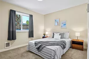 465 Winslow Way E, Bainbridge Island, WA 98110 - Photo 20