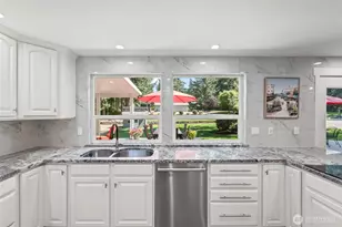 407 Point Fosdick Dr NW, Gig Harbor, WA 98335 - Photo 6