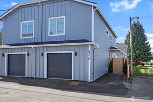 2217 Hoyt Ave, Everett, WA 98201 - Photo 30