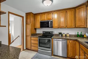 17546 Fremont Ave N, Shoreline, WA 98133 - Photo 10