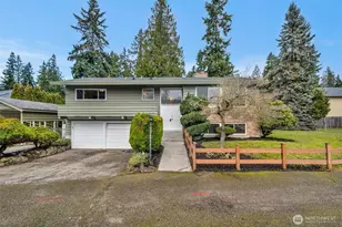 17546 Fremont Ave N, Shoreline, WA 98133 - Photo 2
