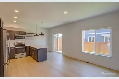 909 Washington Avenue S #8, Long Beach, WA 98631 - Photo 8