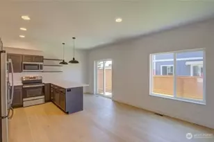 909 Washington Ave S, Long Beach, WA 98631 - Photo 8