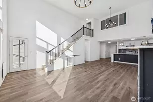 2219 14th Ave W, Seattle, WA 98119 - Photo 4