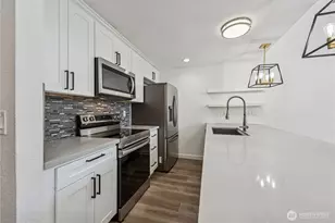 2219 14th Ave W, Seattle, WA 98119 - Photo 6