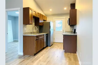 520 Dolphin Avenue NE, Ocean Shores, WA 98569 - Photo 6