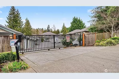 1500 S 18th St #D202, Renton, WA 98055 - Photo 2