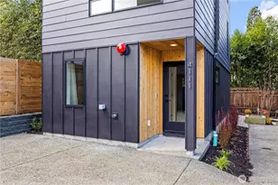 4109 25th Ave SW, Seattle, WA 98106 - Photo 2