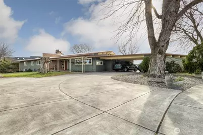 1877 SE Bliss Lane, College Place, WA 99324 - Photo 2