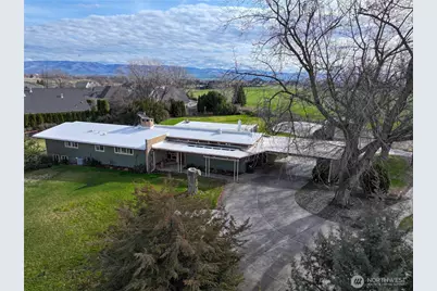 1877 SE Bliss Lane, College Place, WA 99324 - Photo 1