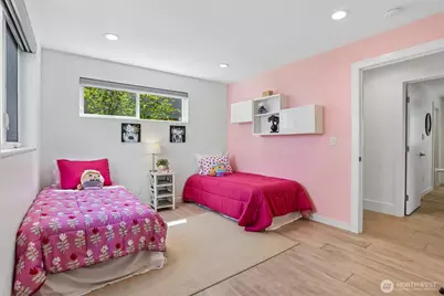 1926 Ferry Avenue SW, Seattle, WA 98116 - Photo 22
