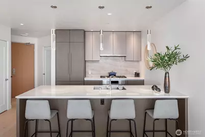 2510 6th Avenue #3501, Seattle, WA 98121 - Photo 6