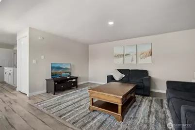 34 4th Street S, Pacific Beach, WA 98571 - Photo 16