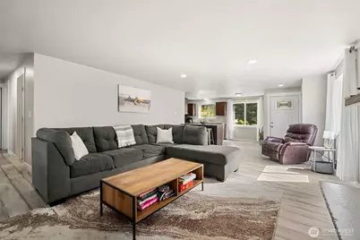 34 4th Street S, Pacific Beach, WA 98571 - Photo 4