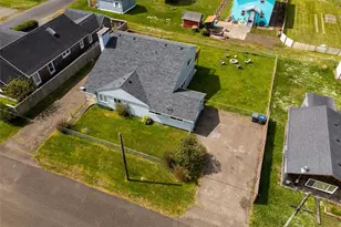 34 4th St S, Pacific Beach, WA 98571 - Photo 30