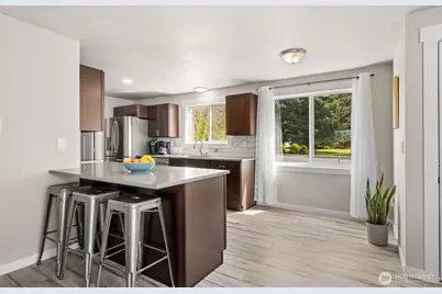 34 4th Street S, Pacific Beach, WA 98571 - Photo 6