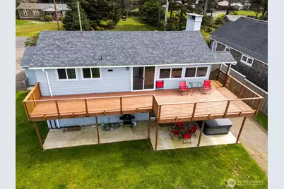 34 4th Street S, Pacific Beach, WA 98571 - Photo 28
