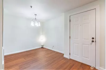 975 Aberdeen Avenue NE #F207, Renton, WA 98056 - Photo 8